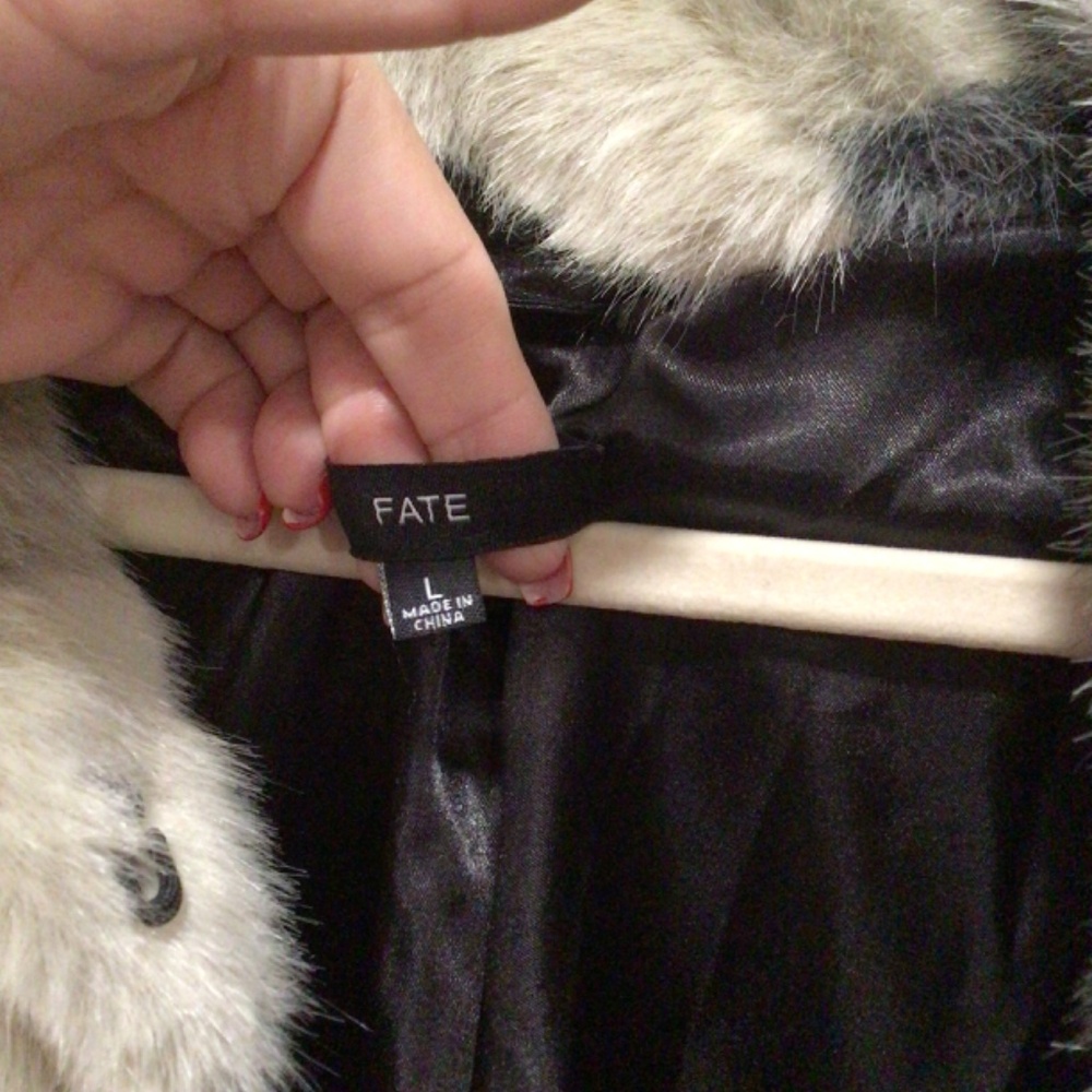 Fate Women’s Large Faux Fur Coat Retro Hidden Hook & Eye Closure Super Soft Vint View 5